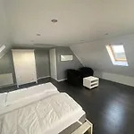 Lejlighed In Ruhiger Lage Mit Grossem Balkon By Interhome