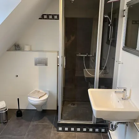 In Ruhiger Lage Mit Grossem Balkon By Interhome Appartement *