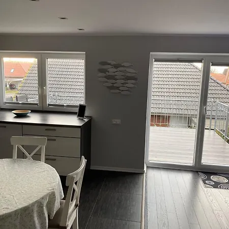 In Ruhiger Lage Mit Grossem Balkon By Interhome