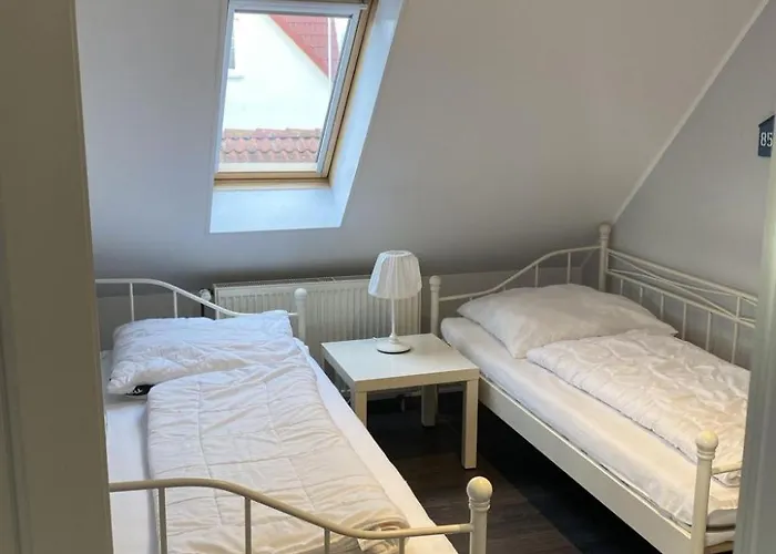 In Ruhiger Lage Mit Grossem Balkon By Interhome Appartement *