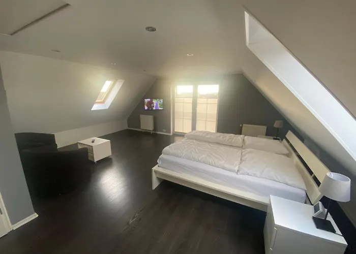 In Ruhiger Lage Mit Grossem Balkon By Interhome Appartement *