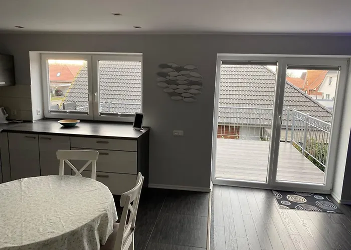 In Ruhiger Lage Mit Grossem Balkon By Interhome